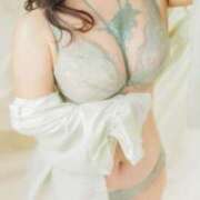 ヒメ日記 2025/08/30 15:12 投稿 えり 逢って30秒で即尺