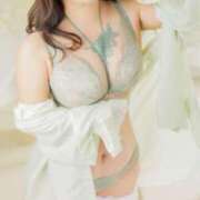 ヒメ日記 2025/11/24 07:42 投稿 えり 逢って30秒で即尺