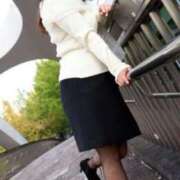 ヒメ日記 2025/12/21 13:17 投稿 えり 逢って30秒で即尺