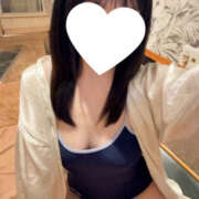 ヒメ日記 2025/10/02 12:12 投稿 れい プールサイド