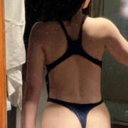 ヒメ日記 2025/11/23 21:48 投稿 れい プールサイド