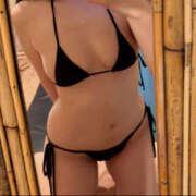 ヒメ日記 2025/12/26 12:18 投稿 れい プールサイド