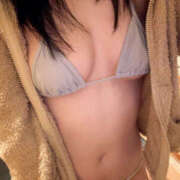 ヒメ日記 2026/01/08 09:19 投稿 れい プールサイド