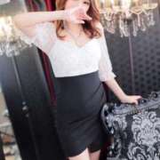 ヒメ日記 2025/11/15 18:03 投稿 真那(まな)♥小柄純粋オトナ美女 美魔女コレクション