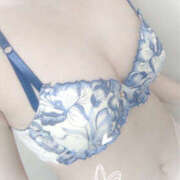 あきこ こんばんは︎🌟 越谷熟女デリヘル マダムエプロン