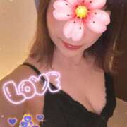 ヒメ日記 2026/04/15 07:00 投稿 一宮まこ 麗しいマダム