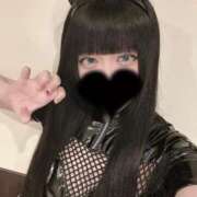 ヒメ日記 2025/10/16 12:01 投稿 黒羽えみり＠令和の18歳を侮るな アナラードライ