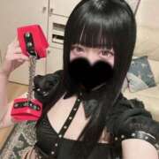 ヒメ日記 2025/11/26 20:02 投稿 黒羽えみり＠令和の18歳を侮るな アナラードライ