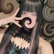 ヒメ日記 2025/12/22 18:45 投稿 黒羽えみり＠令和の18歳を侮るな アナラードライ