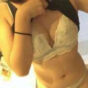 なな 待機に入りました Fカップ＋無限乳圧回春エステ＆全裸ヘルスおっパ二大宮