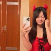 ヒメ日記 2025/10/10 18:36 投稿 らん姫 I know すい～つ 生クリームpie