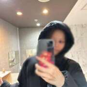 ヒメ日記 2025/11/24 12:01 投稿 こはる The White