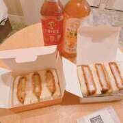 さく 出勤予定のお知らせ🌻 白いぽっちゃりさん