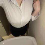 ヒメ日記 2025/12/02 00:11 投稿 栗花落サミラ ハプニング痴漢電車or全裸入室