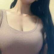 長谷部えみり 明日18時から出勤します💕 色気あるワイフ