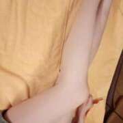 中川あやの 雨が続く🫠 お姉さんLABO -艶-