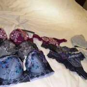 ヒメ日記 2026/04/16 22:30 投稿 ほたる 黒い金魚（札幌）