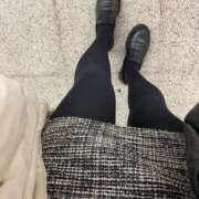 鈴鹿しほ 悲しい脚(   ˙³˙  ) 池袋パラダイス