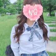 ヒメ日記 2025/07/25 18:10 投稿 ひなこ 学校帰りの妹に手コキしてもらった件 梅田