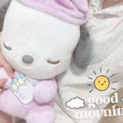 ヒメ日記 2025/10/25 05:40 投稿 にいな 電車ごっこ