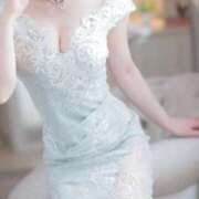 ヒメ日記 2025/05/15 13:14 投稿 眞鍋つゆり☆思わず顔が綻ぶ。 ESTE ALLURE