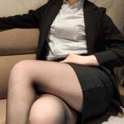 ヒメ日記 2025/11/06 15:36 投稿 りょう パンスト熟女はいやらしい