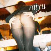 みゆ 愛の感じるS〇Xは感じちゃう🩷 千葉人妻花壇