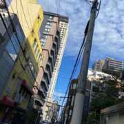 りつ 明日 ぷるるん小町日本橋店