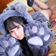 ヒメ日記 2025/10/09 20:33 投稿 ふわり♪ 水色りぼん