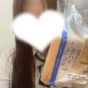 ヒメ日記 2025/09/27 17:38 投稿 ☆ぱん☆ 学校帰りの妹に手コキしてもらった件 谷九