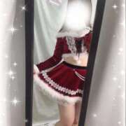 ヒメ日記 2025/12/22 19:27 投稿 ☆ぱん☆ 学校帰りの妹に手コキしてもらった件 谷九