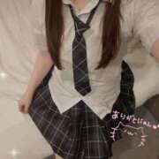 ヒメ日記 2025/12/23 15:01 投稿 ☆ぱん☆ 学校帰りの妹に手コキしてもらった件 谷九