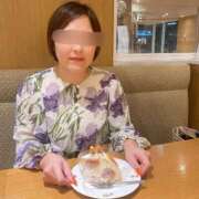 ヒメ日記 2025/10/11 09:16 投稿 すいれん 桃李（とうり）