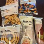 ヒメ日記 2025/03/23 07:30 投稿 湯川 真菜 人妻セレブ宮殿