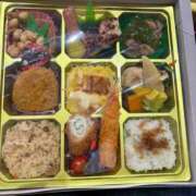 ヒメ日記 2025/10/06 09:00 投稿 湯川 真菜 人妻セレブ宮殿