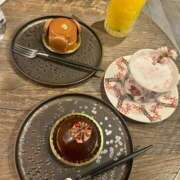 ヒメ日記 2025/10/08 09:00 投稿 湯川 真菜 人妻セレブ宮殿