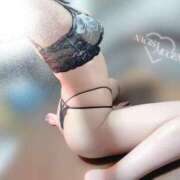 なぎさ なかなか見ない横アングル 夢幻（むげん）