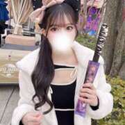 月雫（ねおん） 本日居ます Femme Fatale（ファムファタール）