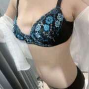 ヒメ日記 2025/03/29 06:40 投稿 河合ひろみ 断りきれない美人マッサージ嬢たち