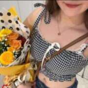 ひな ん〜🤔💭 アイドルチェッキーナ本店