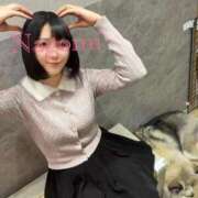 なごみ ワンコのポーズ🐶 ノーパンエステ!?絶頂させる天使たち