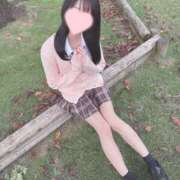 ヒメ日記 2025/10/29 16:44 投稿 せりな『CM依頼待ってます 清楚の塊、童顔可愛い清楚美脚の四冠王』 錦糸町派遣型JKリフレガチあい