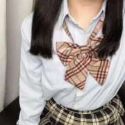 ひなの 風が強いですね🍃 チェリーデイズ