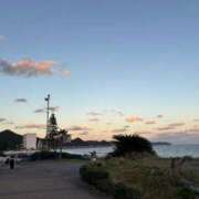 なる 🌴 The White（ザ ホワイト）