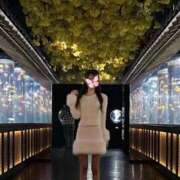 そふぃあ 💎雨と僕の話💎 とある風俗店♡やりすぎさーくる新宿大久保店♡で色んな無料オプションしてみました