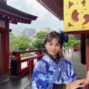 ヒメ日記 2025/01/08 13:08 投稿 ちなつ ノーパンエステ!?絶頂させる天使たち