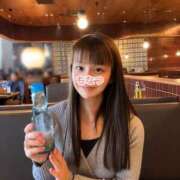 ヒメ日記 2026/04/10 22:38 投稿 ちなつ ノーパンエステ!?絶頂させる天使たち