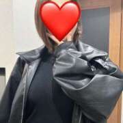 あゆみ 出勤中💕 若妻淫乱倶楽部