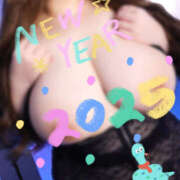 ヒメ日記 2025/01/01 08:35 投稿 もも 僕のぽっちゃり伝説