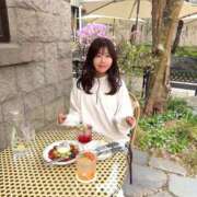 ★白い恋人★ でかいカエルみたい❗️ club MUTEKI